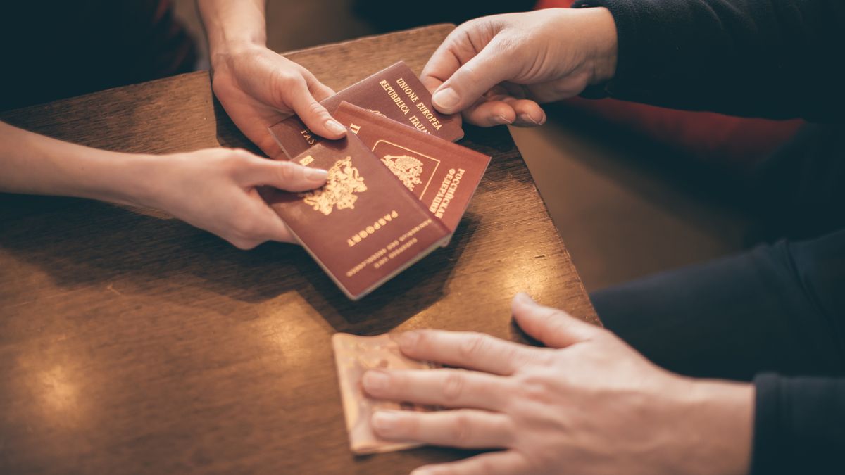 Členové Islámského státu se do Evropy a USA dostávají díky falešným pasům